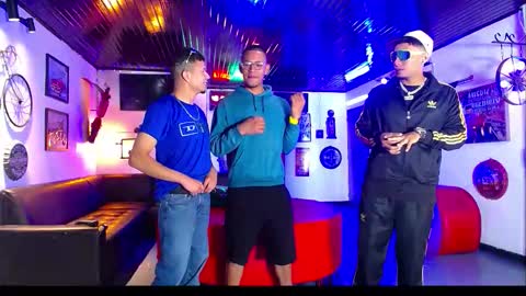 extrangers online show from 17, 1, 2026