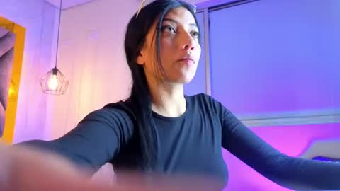   online show from 17, 6, 2026