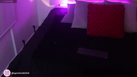 IG eyramodelink online show from 30, 11, 2025