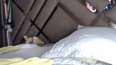 eyshaexotii online show from 11, 9, 2025