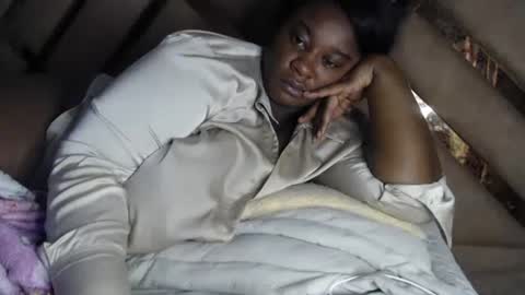 eyshaexotii online show from 30, 9, 2025