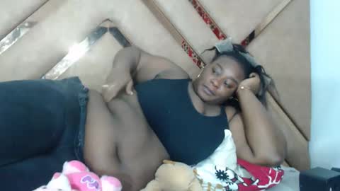 Snapshot of eyshaexotii chatting on 3, 3, 2026 eyshaexotii online show from 3, 3, 2026