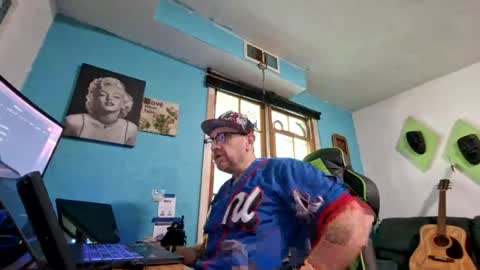 Snapshot of ezriderx9 chatting on 26, 6, 2026 Ez Rider online show from 26, 6, 2026