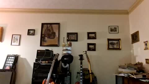 Snapshot of ezriderx9 chatting on 13, 7, 2026 Ez Rider online show from 13, 7, 2026