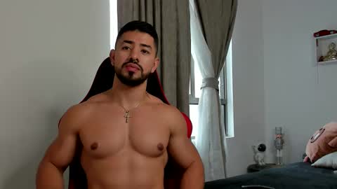 Ezzio Scolaro online show from 3, 3, 2026