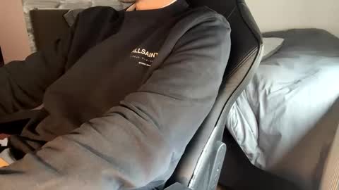 Call me bitch online show from 15, 2, 2025