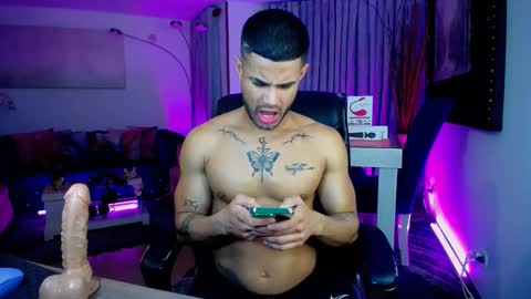 Snapshot of fabilatindick20 chatting on 8, 10, 2025 Fabian online show from 8, 10, 2025