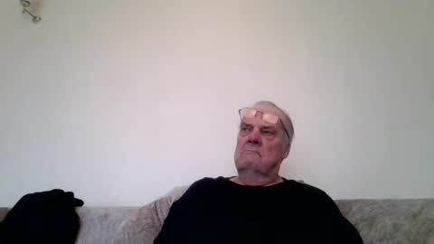 the masturbator online show from 15, 1, 2025