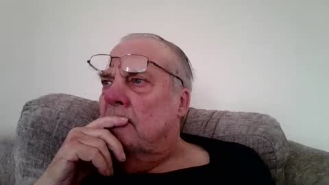 the masturbator online show from 27, 1, 2025