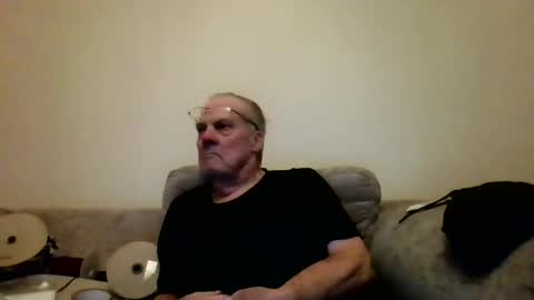 the masturbator online show from 27, 1, 2025