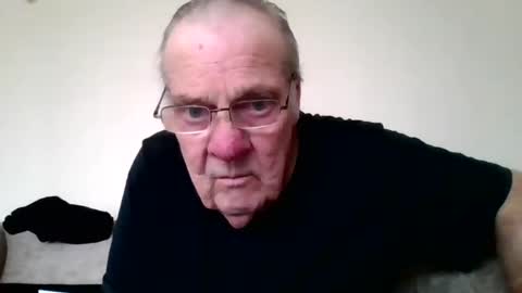 the masturbator online show from 26, 2, 2025