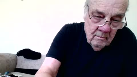 the masturbator online show from 2, 3, 2025