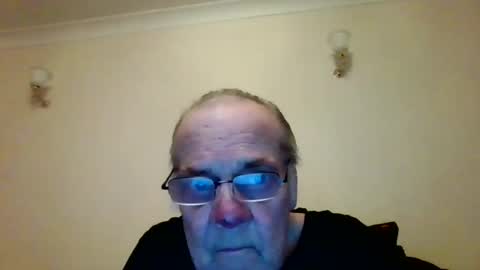 the masturbator online show from 2, 3, 2025