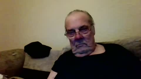 the masturbator online show from 2, 3, 2025