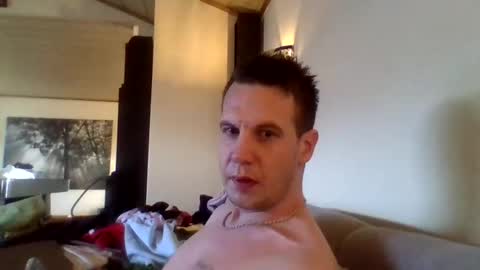 Dennis online show from 5, 2, 2025