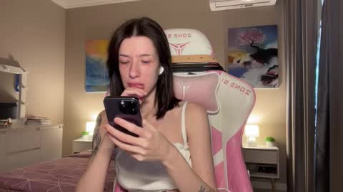 Bloom  online show from 17, 10, 2025