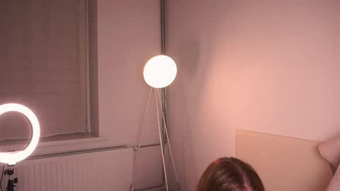 Snapshot of fairy_lise69 chatting on 12, 9, 2025 Kamila online show from 12, 9, 2025