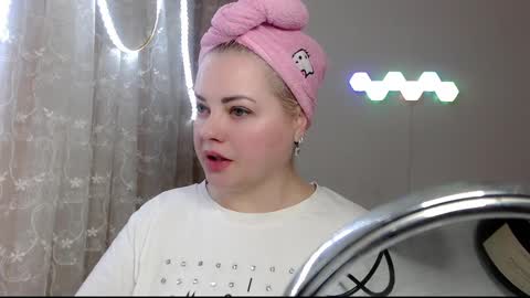 Snapshot of fairyjewell chatting on 2, 12, 2024 Jewell online show from 2, 12, 2024