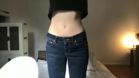 Snapshot of fakenshitsis chatting on 18, 10, 2025 Haydee online show from 18, 10, 2025