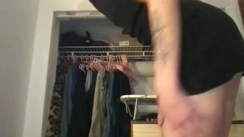 Snapshot of fakenshitsis chatting on 25, 10, 2025 Haydee online show from 25, 10, 2025