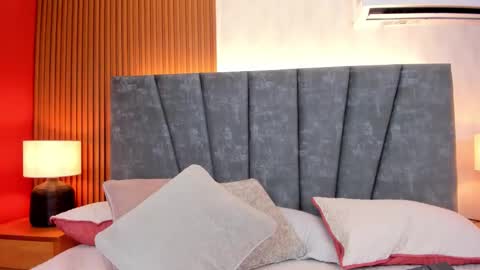  Leila.... online show from 7, 11, 2025