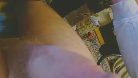 Snapshot of falcon1225 chatting on 6, 1, 2025 falcon1225 online show from 6, 1, 2025