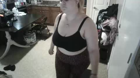 fall_flowers96 online show from 27, 4, 2026