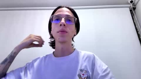 Micke online show from 5, 12, 2025