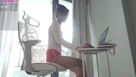 Miya online show from 4, 2, 2025