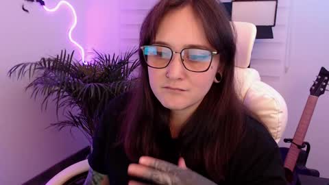 Snapshot of fallenag__ chatting on 21, 5, 2026 OF fallenag 1 online show from 21, 5, 2026