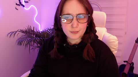 Snapshot of fallenag__ chatting on 4, 6, 2026 OF fallenag 1 online show from 4, 6, 2026