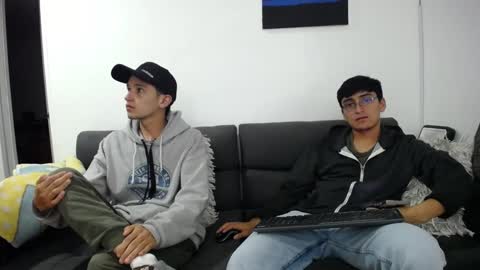 FallGays online show from 20, 1, 2025