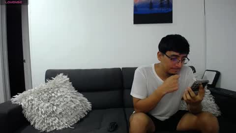 FallGays online show from 6, 3, 2025