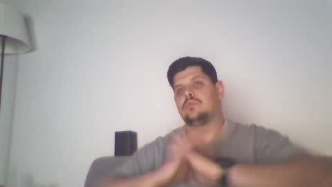 Snapshot of famousboy1 chatting on 27, 5, 2026 YoungChris online show from 27, 5, 2026
