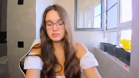 fancy bunny online show from 24, 9, 2025