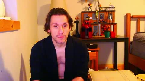 Snapshot of fanfriction chatting on 13, 12, 2024 Fan Friction online show from 13, 12, 2024