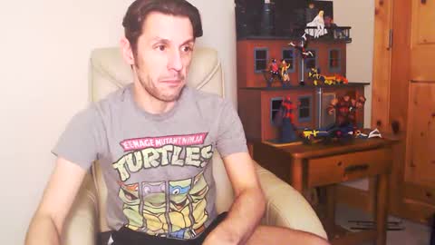 Snapshot of fanfriction chatting on 1, 2, 2025 Fan Friction online show from 1, 2, 2025