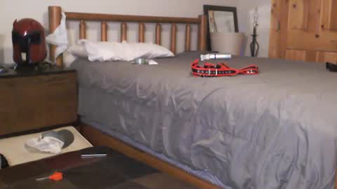 Snapshot of fanfriction chatting on 2, 10, 2025 Fan Friction online show from 2, 10, 2025