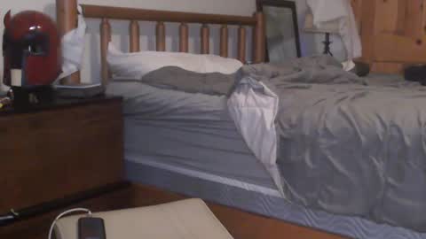 Snapshot of fanfriction chatting on 9, 10, 2025 Fan Friction online show from 9, 10, 2025