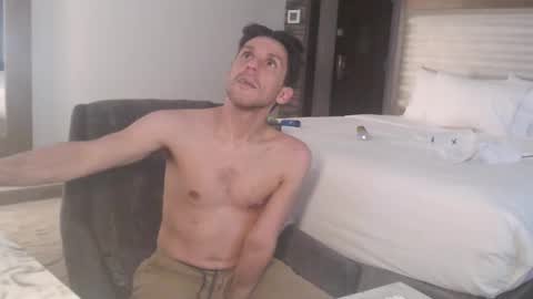 Snapshot of fanfriction chatting on 14, 10, 2025 Fan Friction online show from 14, 10, 2025