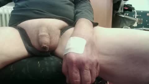 Fan from Lovens Lush   EMAILhumblepie 1   online show from 16, 12, 2025