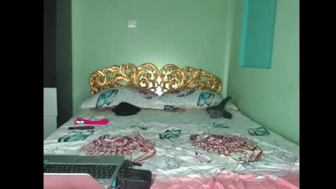 Snapshot of farfalina_hot chatting on 28, 2, 2025 farfalina online show from 28, 2, 2025