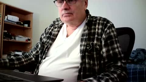 fatbellyitalian3 online show from 25, 2, 2026