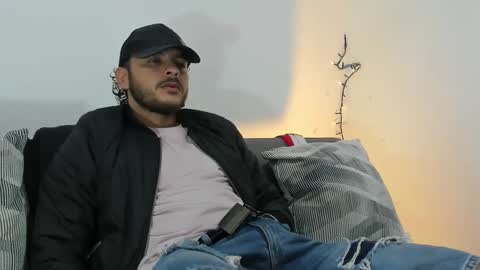 favid95 online show from 11, 1, 2025