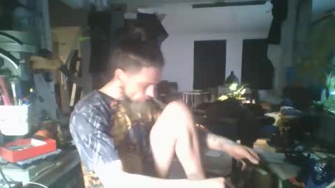 Snapshot of feelfemdom chatting on 6, 11, 2025 feelfemdom online show from 6, 11, 2025