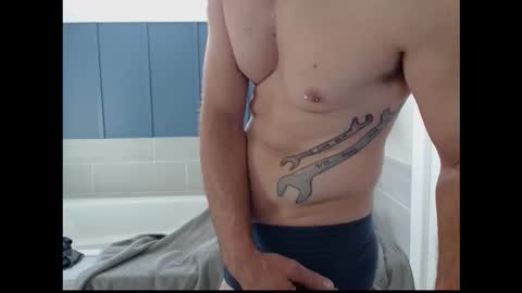 Snapshot of feelnswell424 chatting on 8, 11, 2025 Nick online show from 8, 11, 2025