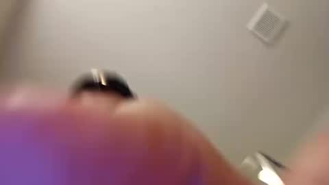 feelsbomber online show from 27, 1, 2025