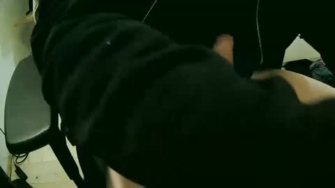 Snapshot of feetlover7878 chatting on 31, 12, 2024 feetlover7878 online show from 31, 12, 2024