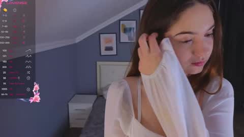 Milena online show from 26, 10, 2025