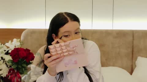 Felicia Herceg online show from 3, 3, 2026